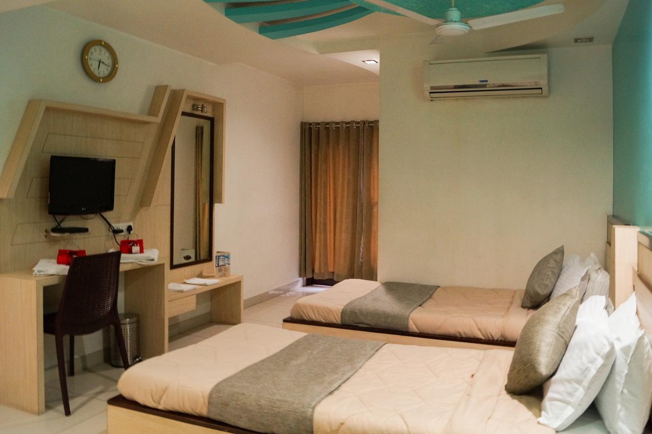 The Ambassador Hotell Vadodara Eksteriør bilde