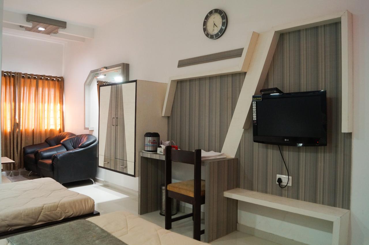 The Ambassador Hotell Vadodara Eksteriør bilde